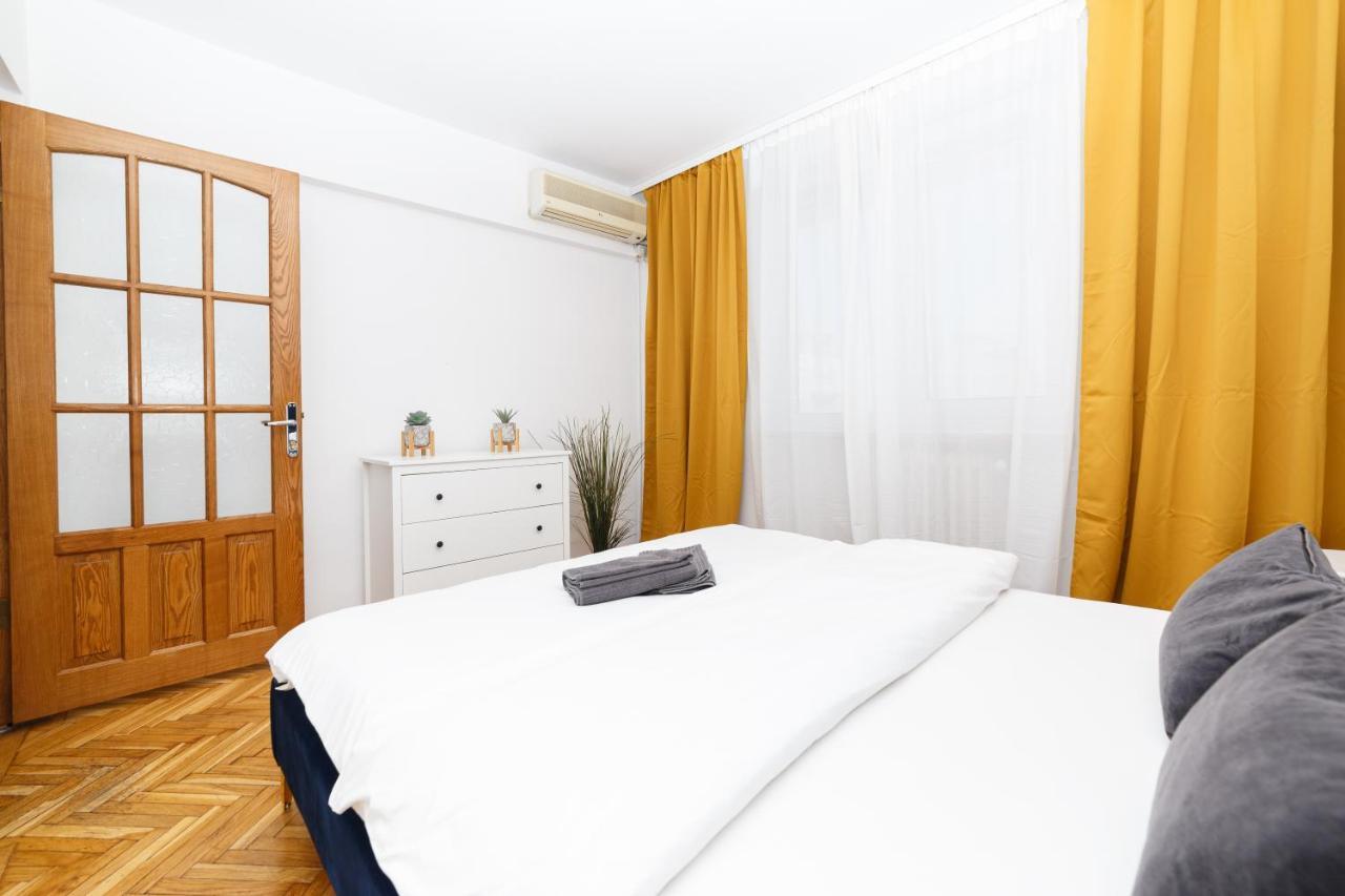 Color Ap Calea Victoriei 12C Lägenhet Bukarest Exteriör bild